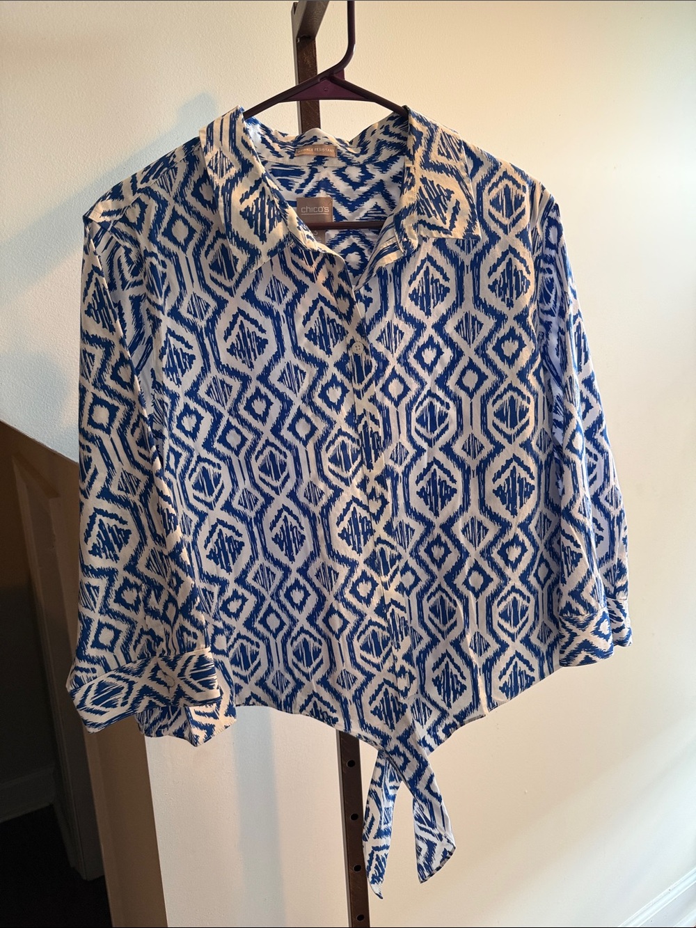 Chico's Blue and White Geometric Tie-Front Button Down